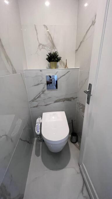 Nice Apartment With Amazing View Of Paris + Parking Exterior foto